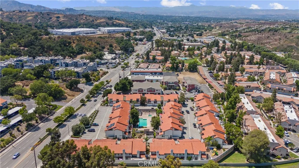 20931 Judah Lane 35, Newhall, California 91321 home-pic-42